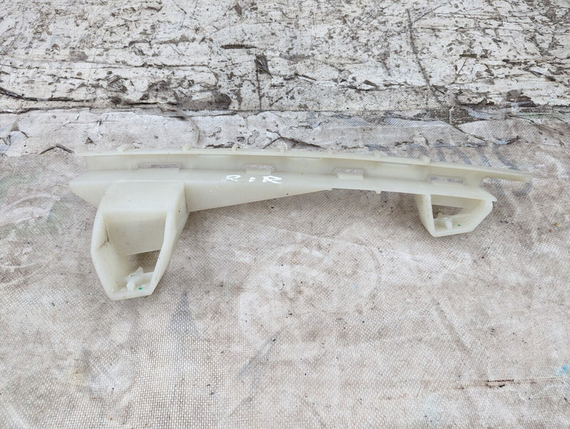 SKODA KAROQ NU7 2017-2021 REAR RIGHT O/S DOOR GUIDE RAIL 575839614 GENUINE