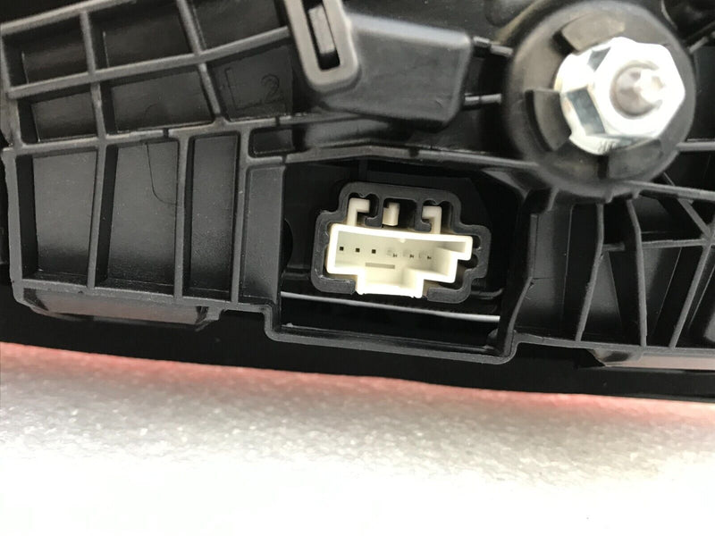MERCEDES A W177 2018-22 SE HATCHBACK **NEW LEFT SIDE REAR TAIL LIGHT A1779069100