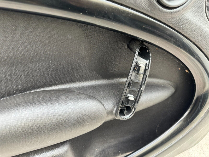 MINI COUNTRYMAN R60 2010-2016 FRONT LEFT N/S DOOR CARD PANEL TRIM 9800003