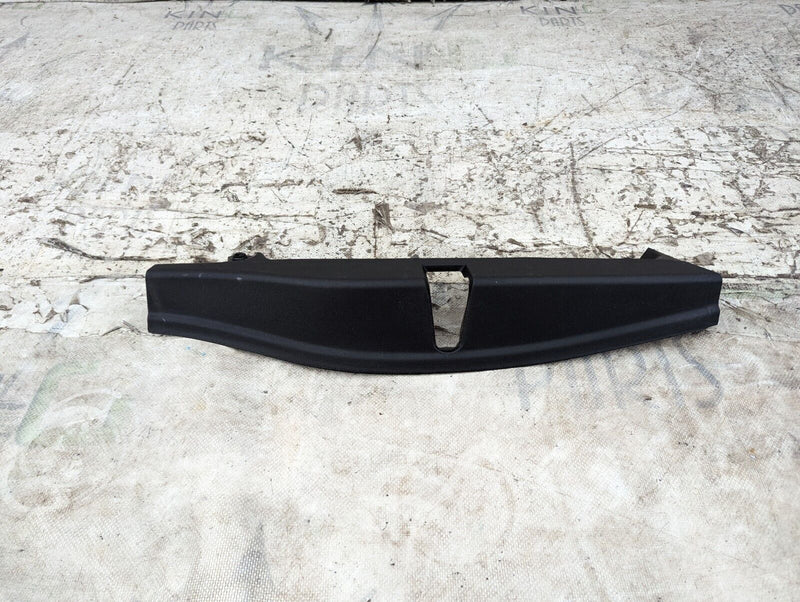MERCEDES S-CLASS W221 06-13 FRONT RIGHT O/S DOOR LOCK SURROUND TRIM A2217280256
