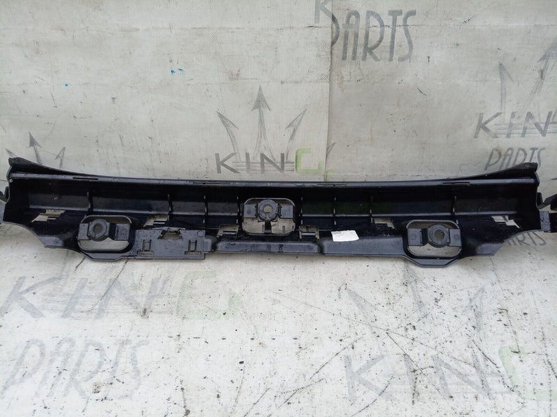 BMW 2 SERIES F22 F23 2014-2020 REAR BUMPER MOUNTING BRACKET 7285532