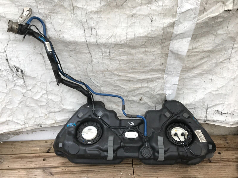 MERCEDES W204 SALOON DIESEL 2008-2014 GENUINE FUEL TANK  & PUMPS A2044708301