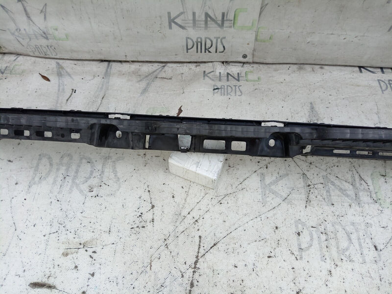 VW GOLF MK7 2013-2017 REAR BUMPER CENTRE BRACKET GENUINE 5Q6807863