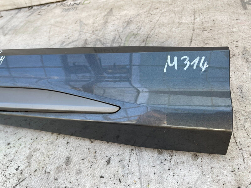 AUDI Q3 S-LINE 2018-23 RIGHT SIDE FRONT DOOR TRIM MOULDING PANEL 81A853960