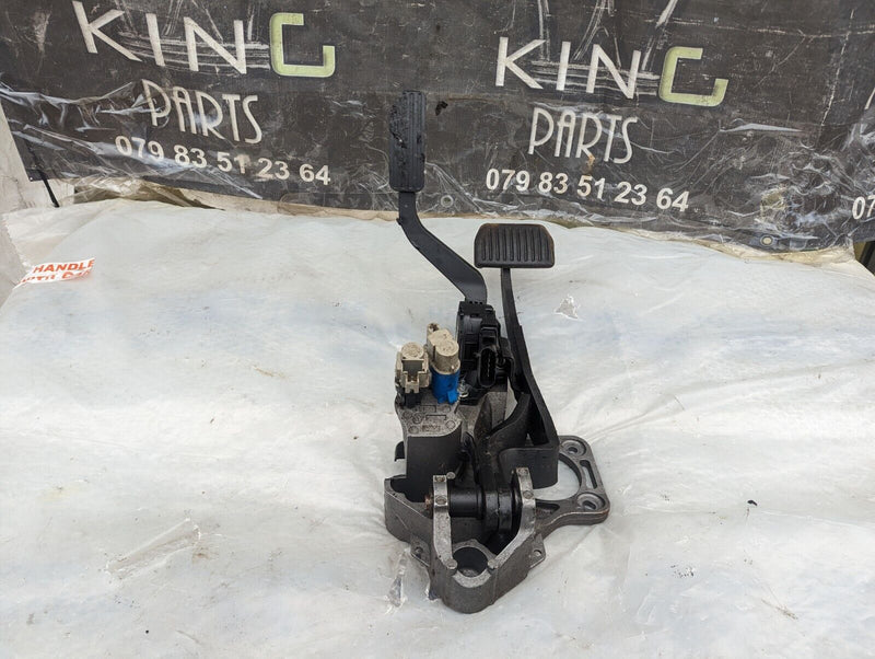 RANGE ROVER EVOQUE L538 BRAKE AND ACCELERATOR PEDAL BOX ASSEMBLY BJ32-9F836-BB