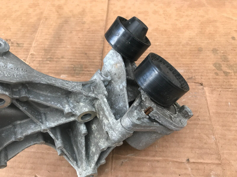 NISSAN QASHQAI J11 MK2 1.6 DCI GENUINE ENGINE MOUNT BRACKET & BELT PULLEY