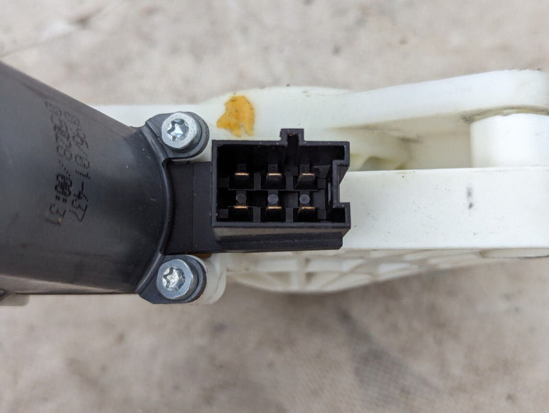 MERCEDES S-CLASS W221 06-13 FRONT LEFT N/S WINDOW MOTOR REGULATOR A2218202742