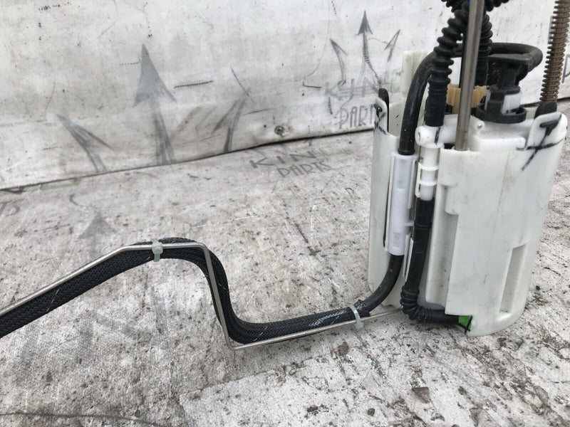 MERCEDES G-CLASS W461 **NEW FUEL TANK DELIVERY FUEL PUMP & HOSE PIPE A4614700694