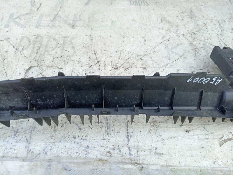 MERCEDES A W176 2012-2017 FRONT BUMPER CENTRE BRACKET SUPPORT CARRIER