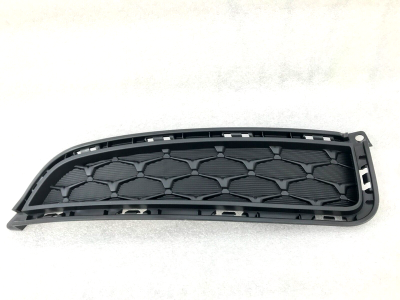 HYUNDAI i30 PD N-LINE 2018-ON *NEW REAR BUMPER RIGHT SIDE TRIM COVER 86664-S0000