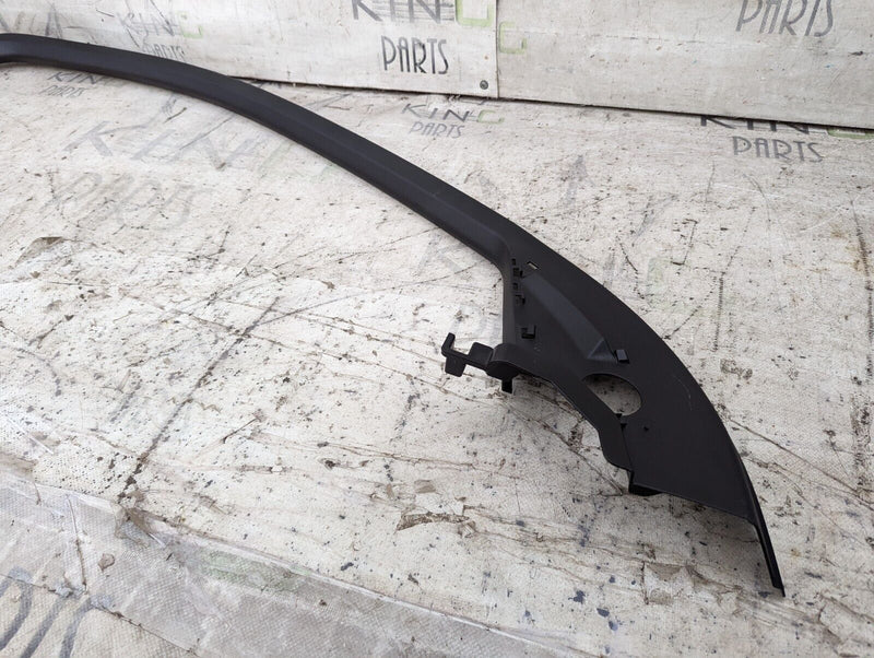 AUDI E-TRON 2018-ON LEFT N/S DOOR WINDOW FRAME TRIM 4KE867609 GENUINE