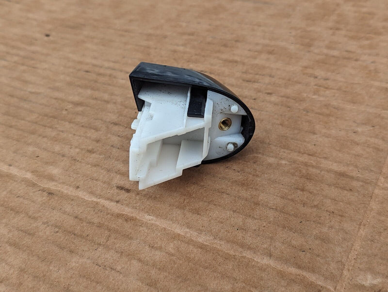 BMW X1 E84 09-15 FRONT LEFT N/S DOOR HANDLE LOCK PLUG COVER GENUINE