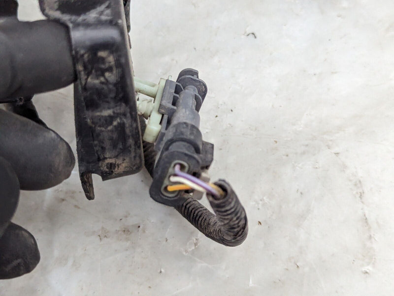 RANGE ROVER EVOQUE L538 FRONT RIGHT O/S BUMPER BRACKET W/PARKING SENSOR WIRING