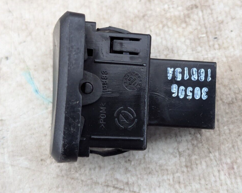 FIAT ABARTH 500 08-15 FRONT PASSENGER SIDE N/S DOOR WINDOW SWITCH BUTTON E30499