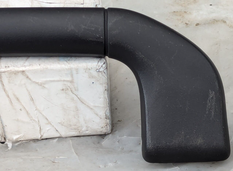 MERCEDES-BENZ C-CLASS W204 07-11 FRONT LEFT N/S ROOF GRAB HANDLE A2048100051