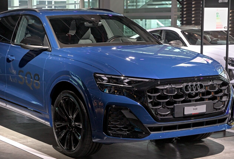 AUDI Q8 SQ8 FACELIFT LCI 2024 FRONT BUMPER GRILL RADIATOR GRILLE 4M8853651CL