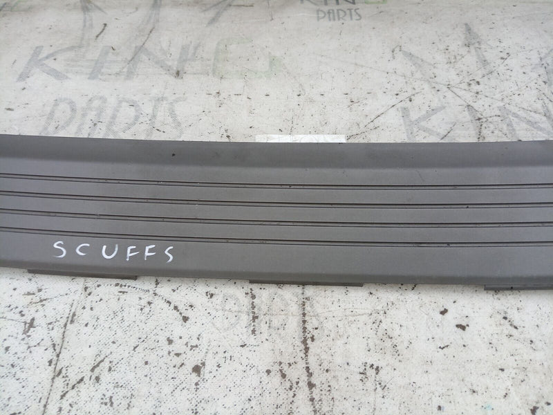 LAND RANGE ROVER VOGUE L322 2002-2009 REAR BUMPER TRIM COVER D0E500010