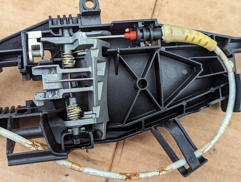 BMW X1 E84 09-15 COMPLETE REAR RIGHT DOOR LOCK MECHANISM GENUINE A053702