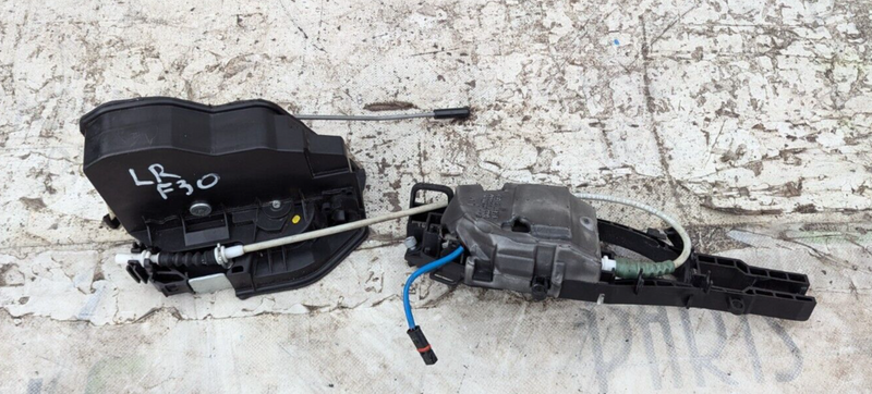 BMW 3 SERIES F30 11-19 REAR LEFT N/S/R DOOR HANDLE CARRIER W/DOOR LOCK MECHANISM