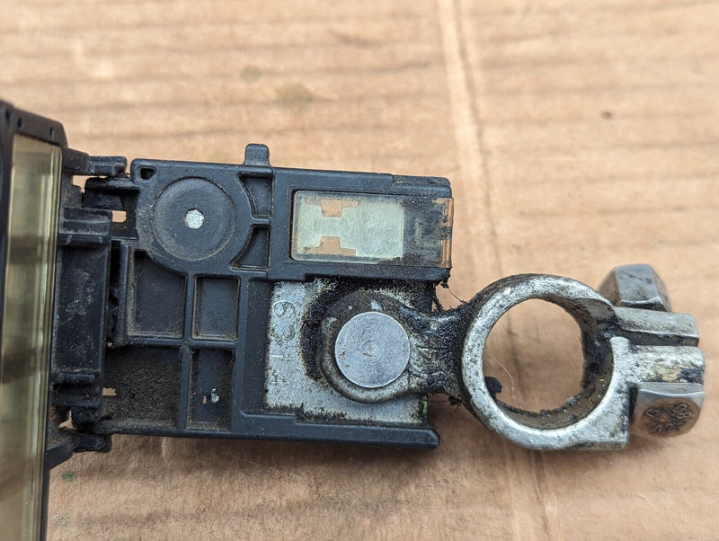 VW GOLF MK7 2012-2020 POSITIVE POWER DISTRIBUTOR FUSE BOX GENUINE K7005
