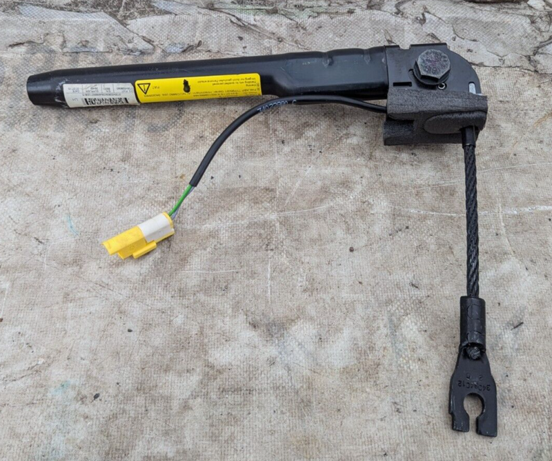 FIAT ABARTH 500 08-15 FRONT LEFT N/S SEAT BELT PRETENSIONER 34022871 GENUINE