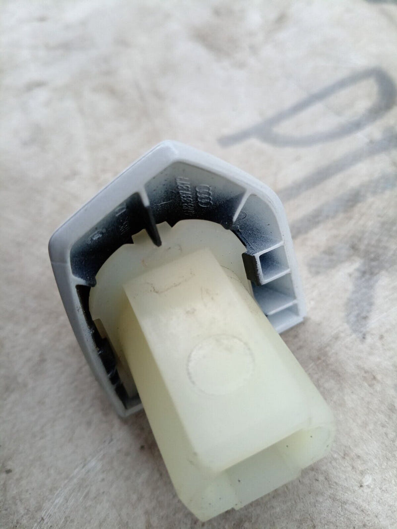 AUDI E-TRON 2018-ON FRONT LEFT N/S EXTERIOR DOOR HANDLE 4M8837205B GENUINE