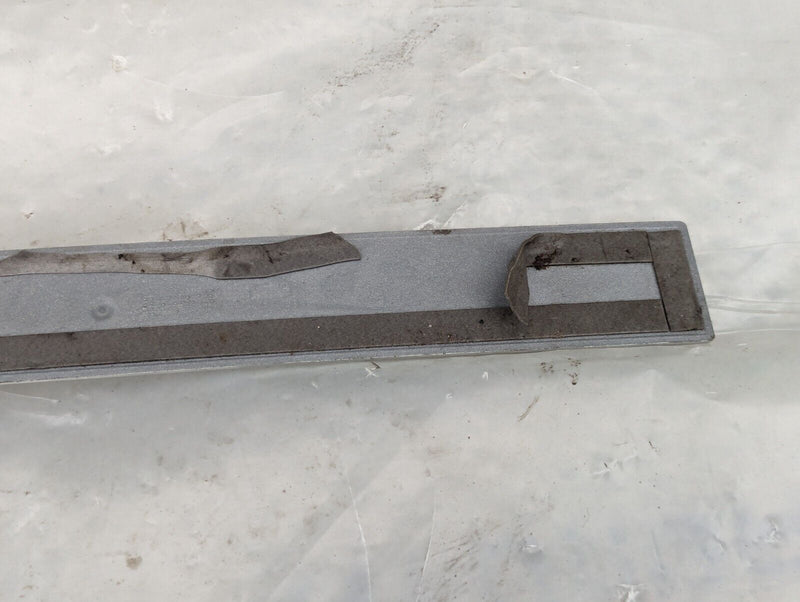 MERCEDES S-CLASS W221 06-13 FRONT RIGHT O/S SIDE SKIRT RAIL TRIM A2216800435