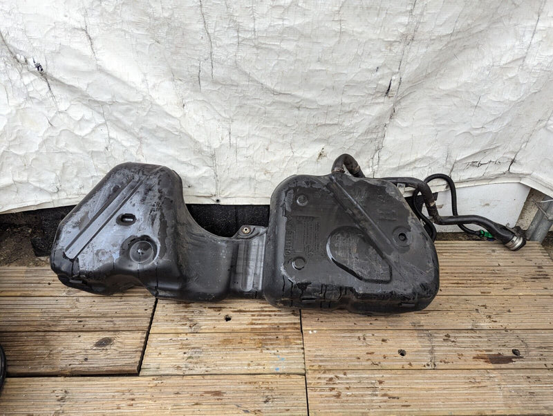 BMW X1 E84 2009-2015 GENUINE COMPLETE DIESEL FUEL TANK & PUMP 7188596