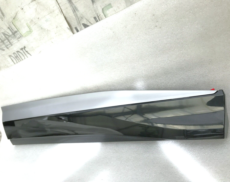 AUDI Q4 E-TRON *NEW FRONT DOOR TRIM MOULDING PANEL RIGHT SIDE 89A.853.960B