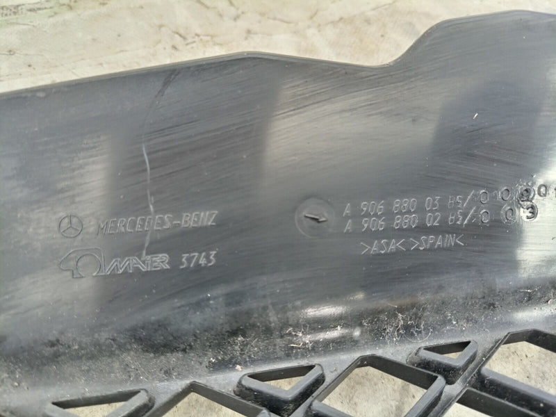 MERCEDES-BENZ SPRINTER W906 06-14 FRONT GRILL BUMPER GRILLE A90688003