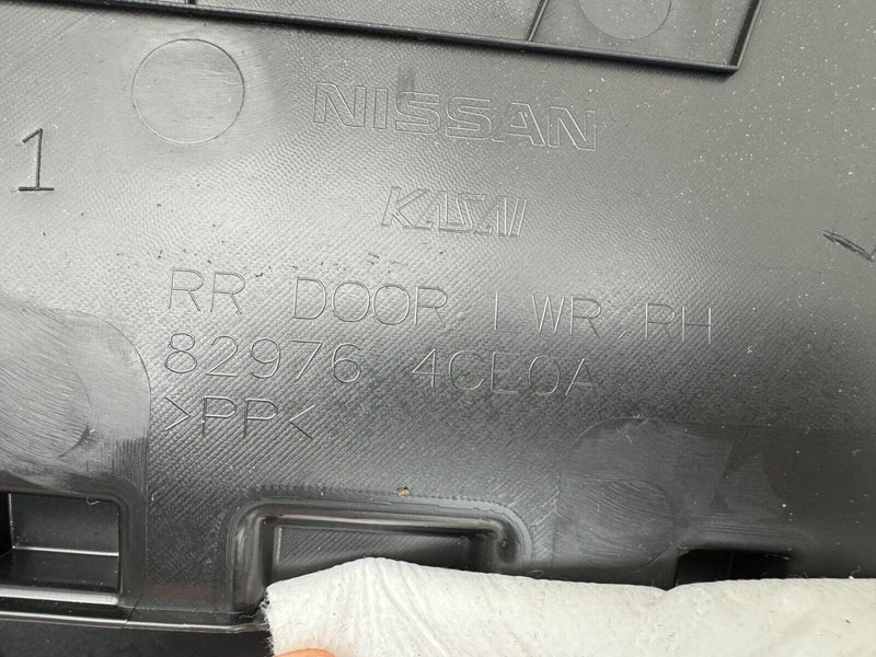 NISSAN X-TRAIL T32 MK3 2013-2022 REAR DOOR O/S DOOR CARD PANEL 829764-CEOA