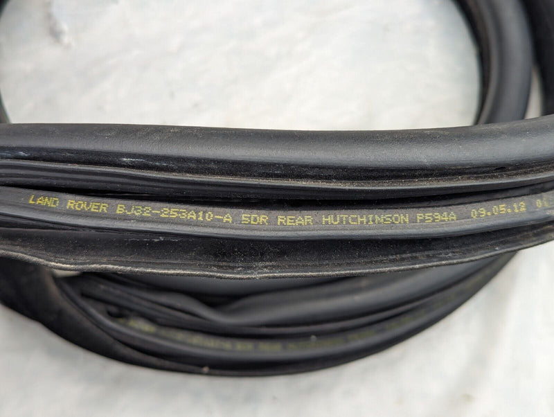 RANGE ROVER EVOQUE L538 2011-2015 REAR LEFT N/S DOOR SEAL RUBBER BJ32-253A10-A