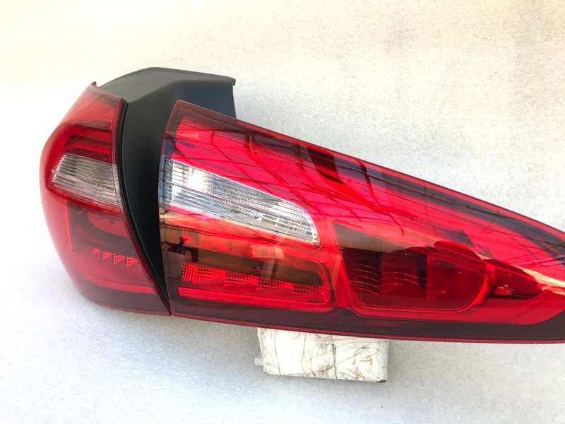 MERCEDES A W177 SE 2018-22 LEFT SIDE 2x **NEW REAR LAMP FENDER &TRUNK TAIL LIGHT