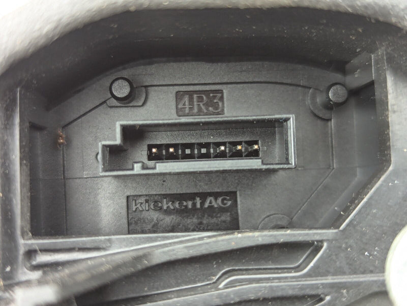 BMW 3 SERIES F30 11-19 FRON RIGHT O/S DOOR HANDLE CARRIER W/DOOR LOCK MECHANISM