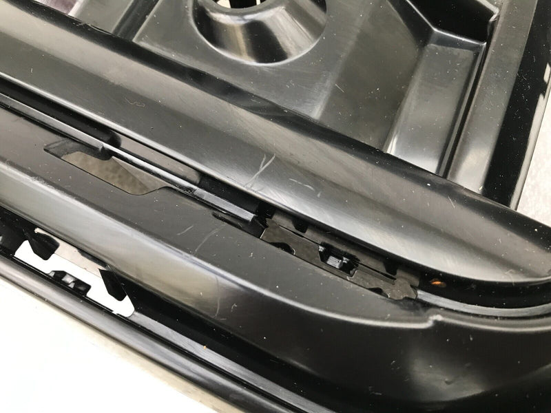 VW TOUAREG CR MK3 Black Edition 2023 FRONT BUMPER LEFT & RIGHT SIDE TRIM GRILL