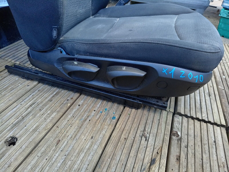 BMW X1 E84 2009-15 GENUINE FRONT SEAT RIGHT DRIVER SIDE in BLACK / GREY