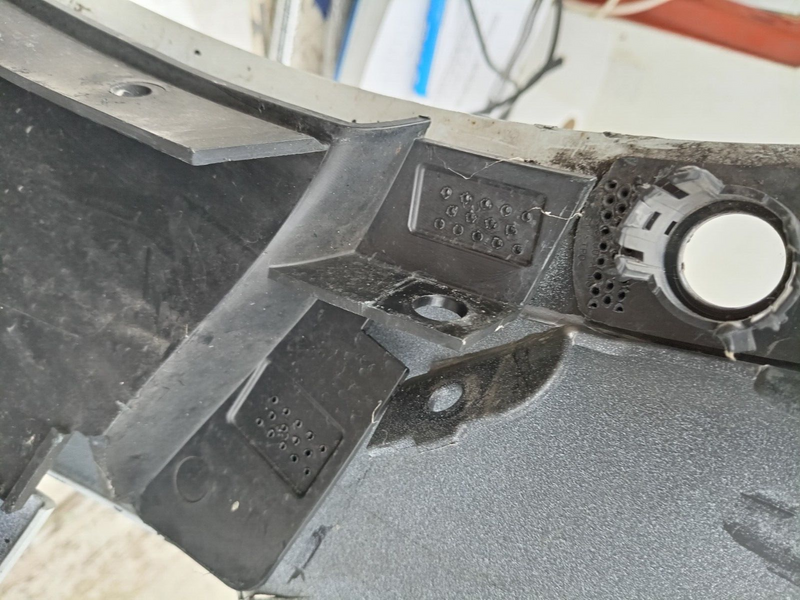 TESLA MODEL 3 2020-ON FRONT BUMPER GENUINE PDC 1519965-00