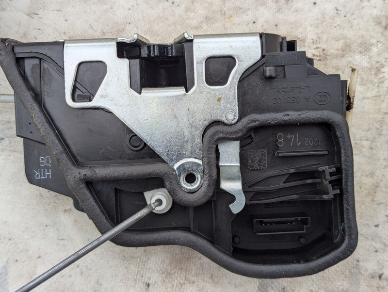 BMW 3 SERIES F30 11-19 REAR RIGH O/S/R DOOR HANDLE CARRIER W/DOOR LOCK MECHANISM