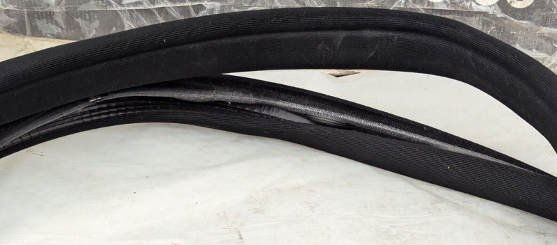 MERCEDES C-CLASS W204 07-11 REAR RIGHT O/S DOOR RUBBER GASKET SEAL A2046970151