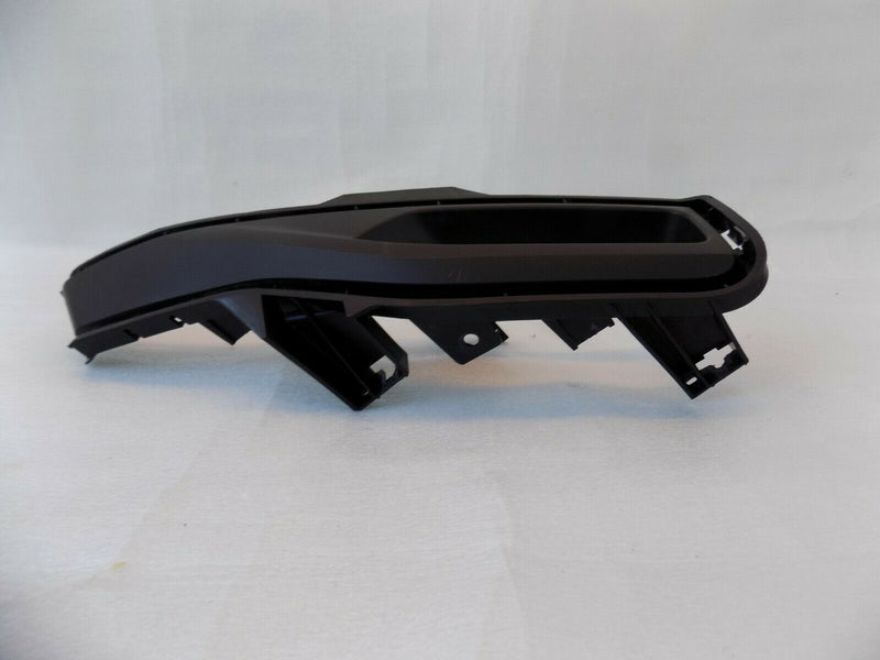 NISSAN LEAF 2017-ON FRONT RIGHT FOG LGHT BEZEL SURROUND 62256-5SK0B /S17-40