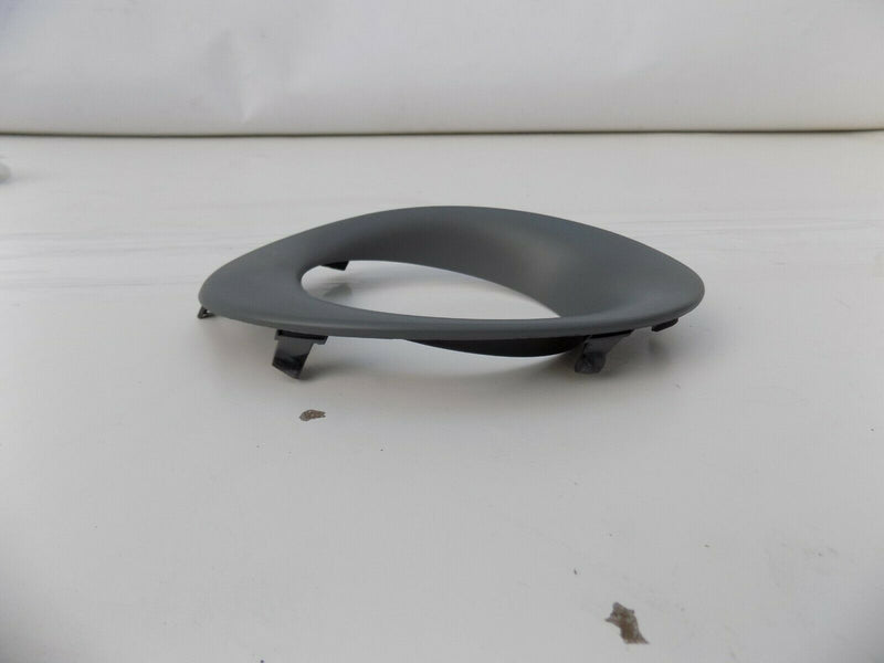 MG ROVER 25 1999-05 FRONT LEFT FOG LAMP BEZEL SURROUND *NEW* DXB100630LML S32-50