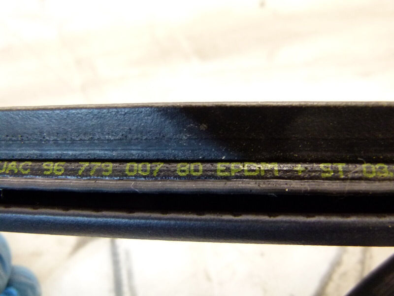 PEUGEOT 308 SW ESTATE 2017-21 REAR TAILGATE TRUNK RUBBER SEAL 9677900780