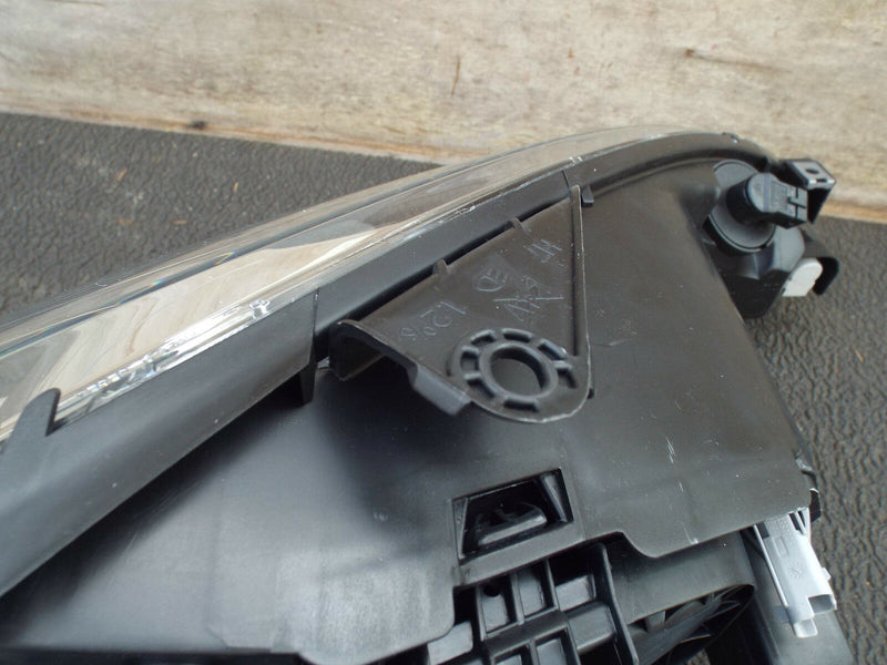 Peugeot 206 2003-2009 Headlamp Headlight Left Passenger Side N/S (411)