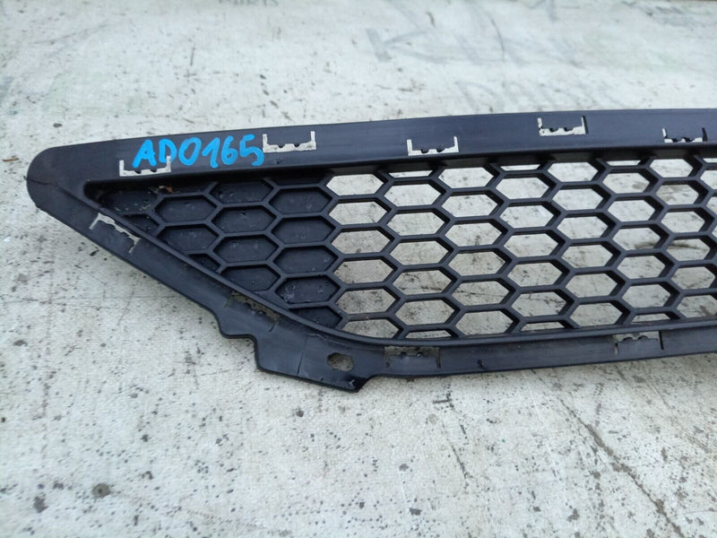 HYUNDAI TUCSON 2016-2018 FRONT BUMPER LOWER GRILLE 86561-D700