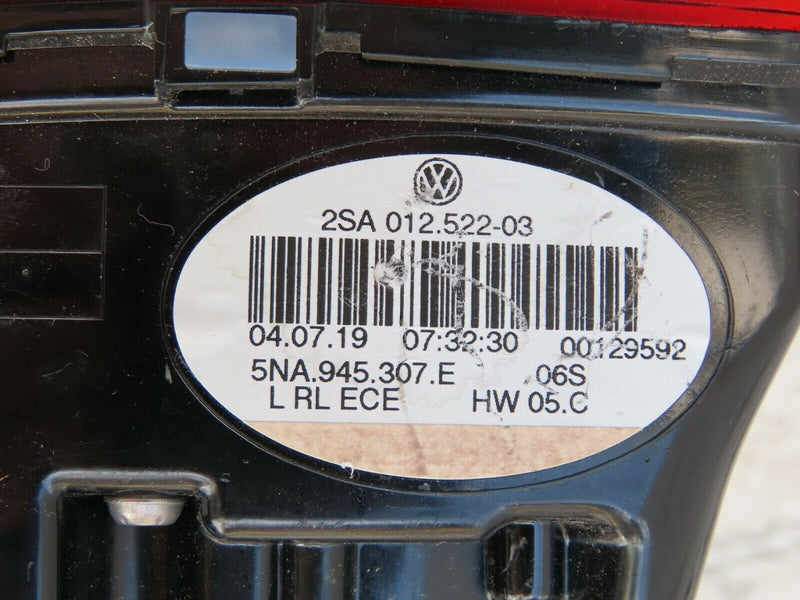 VW TIGUAN 2016-ON REAR TAILGATE LEFT SIDE LIGHT LED LAMP 5NA945307E