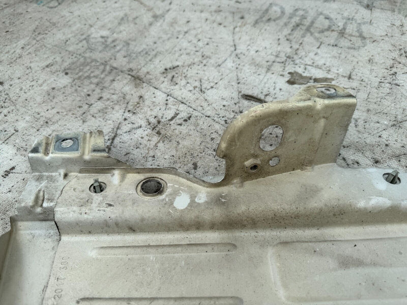 IVECO DAILY 2014-ON FRONT FENDER WING PANEL LEFT PASSENGER SIDE