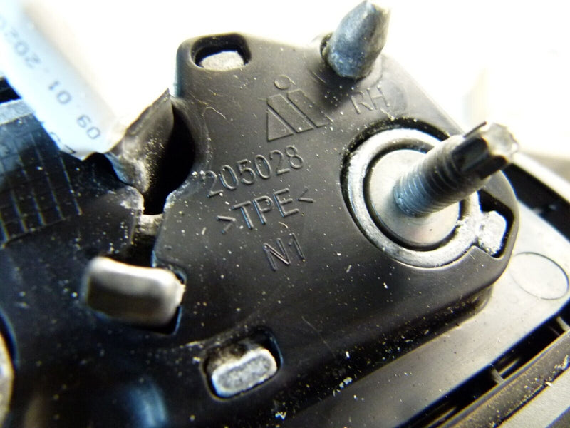 RENAULT CAPTUR 2020-ON FRONT RIGHT SIDE WING MIRROR A26244605A