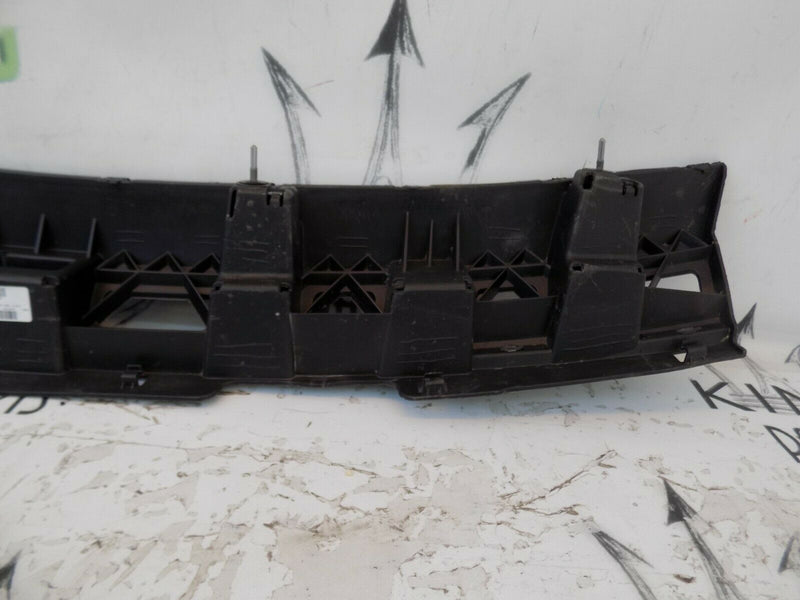 AUDI A1 2010-2014 CARRIER REAR BUMPER CENTRE MOUNT SUPPORT BRACKET