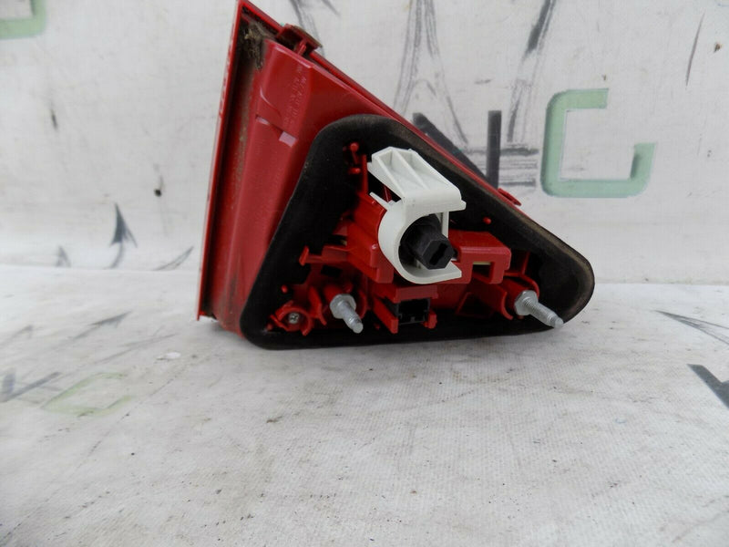AUDI A5 8T 2011-16 LED RIGHT REAR TAILGATE INNER LIGHT GENUINE 8T0945094C