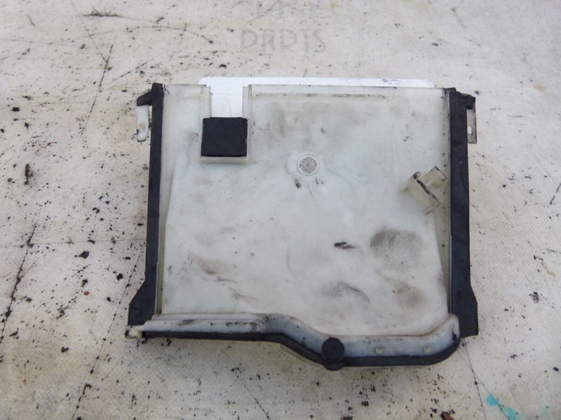 MERCEDES C W204 2007-2011 FUSE BOX RELAY COVER GENUINE A2045400180